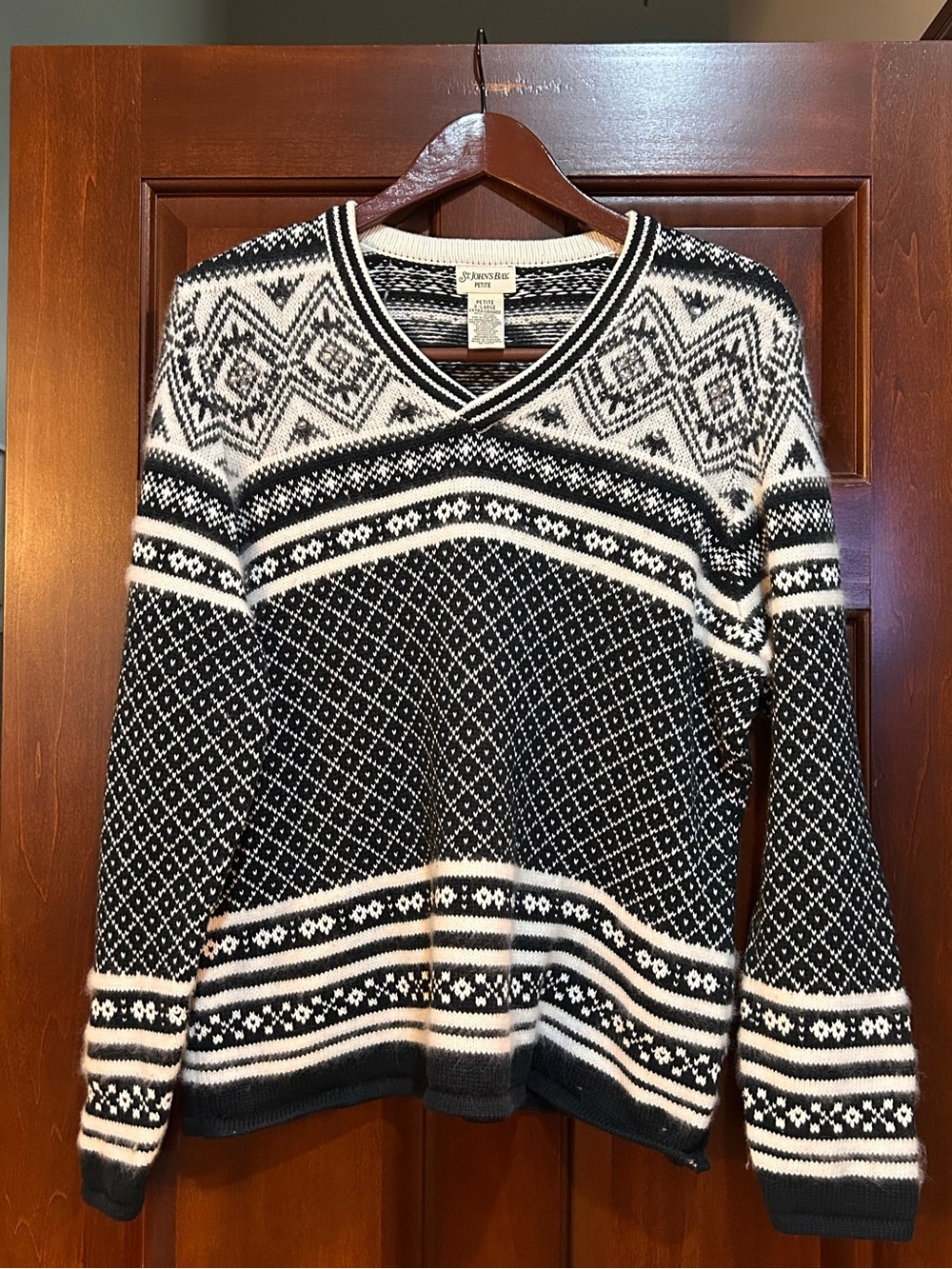 Vintage St John’s Bay Fair Isle Angora Sweater Petite XL Black Cream